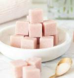 Shopiox Mwlt And Pour Ppink Red Rose Glycerine Soap Base, 10000 G