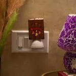 Global Aroma Natural Himalayan Rock Salt Plugin Guru ji Lamp for Positive Energy, Vastu, Healing, Harmony, Purification, Best Wellness Gifting Option