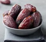 Herbanuts Medjoul Dates UAE 1Kg, Irani Khajoor Original, Mazafati Dates, Fresh Soft Juicy Dates Box