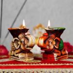 Gift Liya Kya Earthenware Table Diya (Pack Of 3)