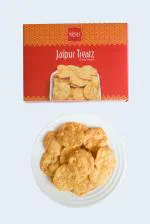 Kesar Sweets| Chaat Papdi / Chaat Puri / Chat Papdi / Chat Puri / Mathri Snacks - 250 g | Pure, Fresh & Handmade Snacks, Evening Tea Time Mathri, Ready to Eat | Gourmet Snacks Pack