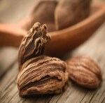 Meenakshi Spices - Whole Black Cardamom | Sabut Badi Elaichi | 20g