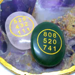 Combo of Green Jade & Rose Quartz Stone Coin Money Switch Word and Zibu Symbol Stone Coin to Attract Money Cash Flow and Wealth Angle Number Abundance. Oval Shape Cabochon Feng Shui Money Love Relation Coin