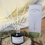 Moonlight Essence | Spring Garden 120 ml | Reed diffuser | 8 Rattan Reeds