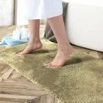 LUXE HOME INTERNATIONAL Newman Anti Gold Microfiber 1700 GSM Anti Slip Bath Mat 60x90 cm Pack of 1