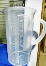 LABOGENS Plastic Measuring Jug 1000ml plastic Beaker with Handle 1000ml Per pc