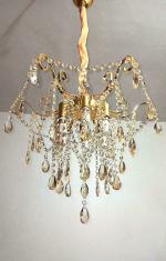 SHRI MAHAL ANTIQUES Round New Style Golden Crystal Best for Living Room Bed Room Drawing Room Office Chandelier