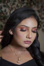 Orfea Women's Design Gold-Plated Contemporary Pearl Pendant With Chain I Exquisite Pendant & Chain Set Is Crafted With Meticulous Attention To Details