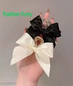 WAMPS & ANGELS Fashion Furry 2 Pcs Large Hair Claw Clips White and Black Hair Clips Thick Long Hair Jaw Clips Women and Girls Hair Claw Thick Hair Clamp Strong Hold