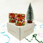 Puremazing Christmas Tree with Snow & 2 Scented Candles | 15 cm Long, 1 Trees | Rose & Lavender Candles | Tree with Wooden Base | Frosted Pine Tree | Xmas Tree for Home Decor, Corporate Gifting & Christmas