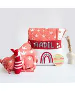 Yellow Doodle for tiny humans Red Baby Organic Cotton Bedding Set (0-3 Y) L 110 x B 90 cm