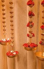 Creative Lamps Flower Hanging Urli tealight Candle Holder Golden Flower Decorated Hanging Uruli Diwali Gift Home Decor,Chirstmas Decoration Gift Item Hanging Decor Metal Urli [ Set of 4 PEACES ]