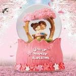 My Party Suppliers Creative Snow with Lights Wool Couple Music Box Crystal Ball Birthday Gifts