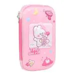 Silly Panda 3D Scratch-Resistant Silent Pencil Case. Made from durable EVA material, it offers silent opening and scratch resistance. Ideal for school students, it's multi-functional and spacious, keeping all your stationery essentials in one place.