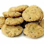 SAHU GAJAK BHANDAR Rajasthani Ajwain Namkeen Mathri 850 g