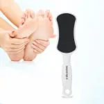 Majestique Foot Scrubber for Dead Skin, Callus Remover for Feet, Professional Pedicure Foot Rasp Removes Cracked Heels, Dead Skin for Wet and Dry Feet (White)