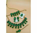Gyaan Jewels Handmade Gold Plated Alloy Earring and Necklace Set Green (Women, Girls) Free Size