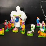 pujaNpujari Plastic Christmas Nativity Crib Set with Baby Jesus, Mother Marry, Saint Joseph 3 King and Other 15 Piece Decoration Set Showpiece