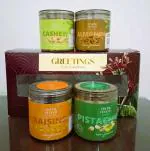 VISHNU DELIGHT Premium Dry Fruits Gift Box Combo of Crunchy & Tasty Almonds (200 g), Pistachios (180 g) , Cashews (200 g) & Raisins (200 g) I Gift Pack for Special Ocassions
