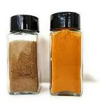 Salt & Pepper Square Glass Spice Jar with Black Sifter Two Sided Sifter Cap Salt & Pepper pxbq Shaker Masala Jar Square Kitchen Storage Glass Jar With Airtight Caps 100ml (2 Pieces)