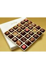 Jus' Trufs Luxury Assortment of Chocolate Truffles (Pack of 30)