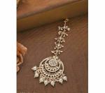 Gyaan Jewels Handmade White Brass Gold Plated Maang Tikka (Pack of 1)