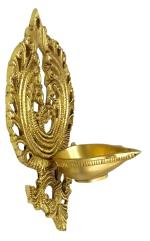 Kalarambh Brass Hanging Diya / Divi / Deepak Oil Lamp for Home Pooja Puja Mandir Temple Decor Collectible Handicraft Art, Yellow, 5 x 4 x 8 Inch (L x W x H)