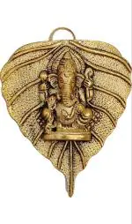 AURATUSKRAFT Pan Patta Ganesh For Wall Hanging... Decorative Showpiece - 12.7 cm (Metal, Gold)