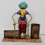 Kaptown Kreations Iron Handicraft Handpainted Kissan Pen Stand For Office / Home Decor 14x4x12