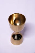 Heaven Decor Amazing Wine Stoppers & Pourers brass peg measure 30 mL and 60 ML