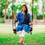 SWINGZY Premium Pine Single Seater Swing for Adults & Kids (Black, With Hanging Accessories)