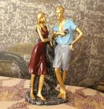 Beckon Venture Polyresin Glossy Romantic Love Couple Statue 24 x 10 x 11 cm
