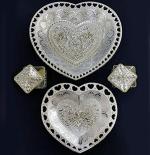 MADHULI Decoravie Silver Heart Shape Plastic Multipurpose Serving Tray with Mukhwas Box 35 x 31x 3 cm