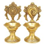 ARTVARKO Handcrafted Shankha Chakra Villaku Shankh and Chakra Traditional Oil Lamp Diya - 5.75 inch