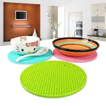 KitchenFest Silicone Pot Holder Round Honeycomb Pattern Thick Silicone Trivet Matt Trivet 4 Pc.