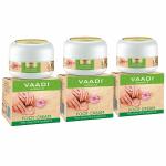 Vaadi Herbals Foot Cream, Clove And Sandal Oil, pack of 4x30gram