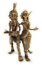 Craft Triangle Gold Color Metal Traditional Dokra Art Adivasi Couple Tabletop Traditional Figurine Showpiece,1.5 x 2.5 x 5.5 Inch