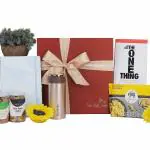 The Gift Tree Elegance Gourmet Gift Hamper (Pack of 9)