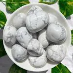 Crystal Divine Howlite Chakra Healing Stones Crystal Tumble Stone For Vastu Item Decorative Items & Home Decor Items Crystal Showpieces For Feng Shui Office Decor Table Decor Meditation Item Gifts