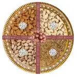Sindhi Dry Fruits Gift Pack Containing Cashews, Almonds, Pistachios and Raisins Decorated with Silver Cardamom in a Fancy Decorative Tray, 800 Grams Net Material, Ideal for Gifting