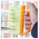 WHITOPLUSVenetian Blind Shutter Brush Window Air Conditioner Duster Dirt Cleaner Orange Handle + Orange Brush