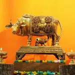 pujaNPujari Brass Kamdhenu Cow and Calf with Astalakshmi Design Idol Statue - Home Decor/Office Decorative