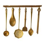 Kalarambh Bharat Haat Yellow Brass Decorative Kitchen Set Handicraft Art 45.72 x 2.54 x 38.1 cm