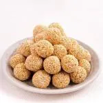 LANDMARK Sweet Touch White Sesame Laddu| Home Made Til Laddu |Sweets TIL LADDU | Winter Special Laddu |Hygienically Handmade Til Ke Laddu | Homemade Tasty Special Til Laddu Indian Sweets (500 GR)