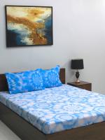 Bombay Dyeing Glory 100% Cotton Blue Geometric Queen Bedsheet (224cmx244cm)with 2 Pillow Covers(46cmx69cm)