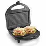 Lifelong LLSM120G Sandwich Griller, Classic Pro 750 W Sandwich Maker with 4 Slice Non-Stick Fixed Plates for Sandwiches at Home with 1 Year Warranty (Black)