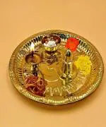 SHLINCO SHLINCO Traditional Handcrafted Brass Thali/Aarti Bartan Plate for Pooja/Worship Brass (4 Pieces, Gold) Brass (4 Pieces, Gold)