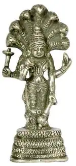 Jag Mohan Yogesh Lord Vishnu In Standing Pose Panchdhatu Idol