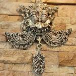 PUJACRAFT Brass Wall mounted Yali Statue, Yellow 25 x 28 cm