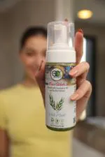 EO Naturals White Mint Foaming Face Wash